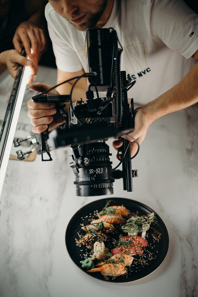 man-using-video-camera-pointing-on-food-on-plate-3298603.jpg man-using-video-camera-pointing-on-food-on-plate-3298603.jpg